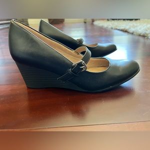 NWOT Naturalizer (Soul) Mary Jane Wedge heels size 7.5